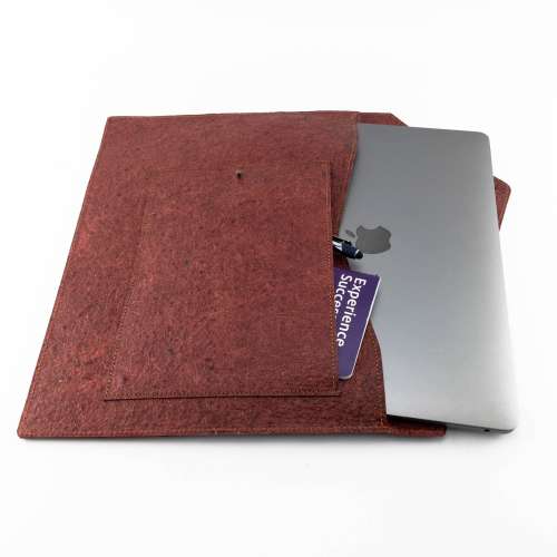 Apple MacBook / Laptop Coconut Leather Sleeve / 13" - Madder Red
