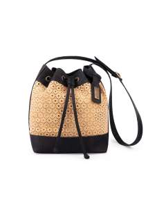 Bucket bag surface – Sustainable Cork Leather Fabric